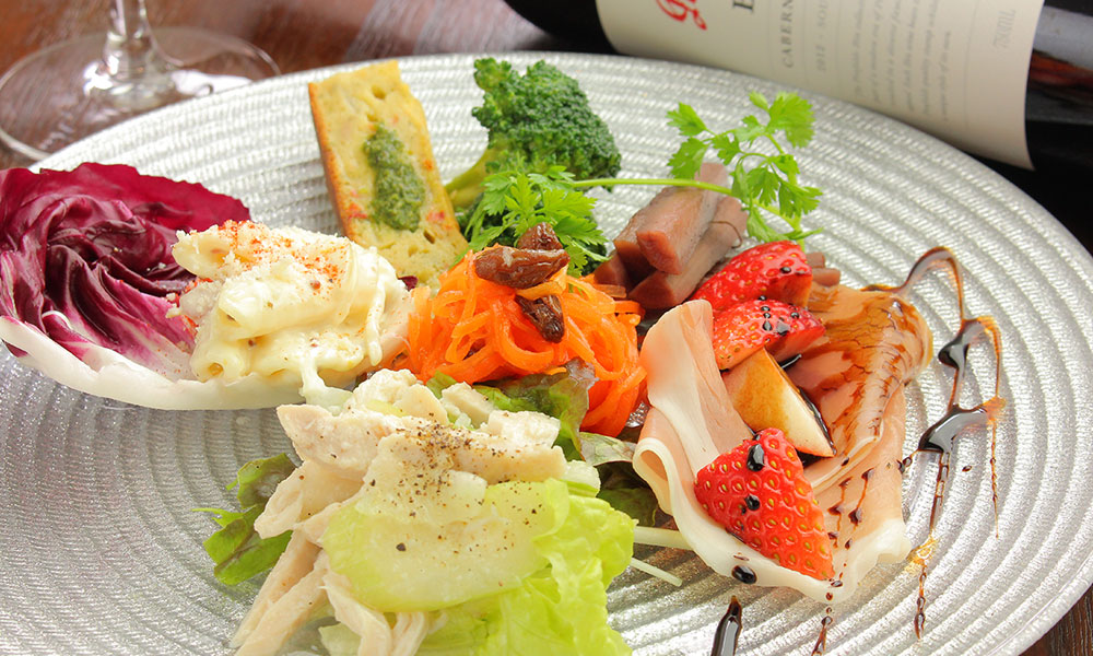 シェフのおまかせ前菜盛り